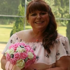 Meet your Posher, Juanita